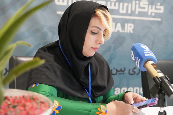نمایشگاه کتاب تهران میزبان نخستین نشست انجن ادبی روجا